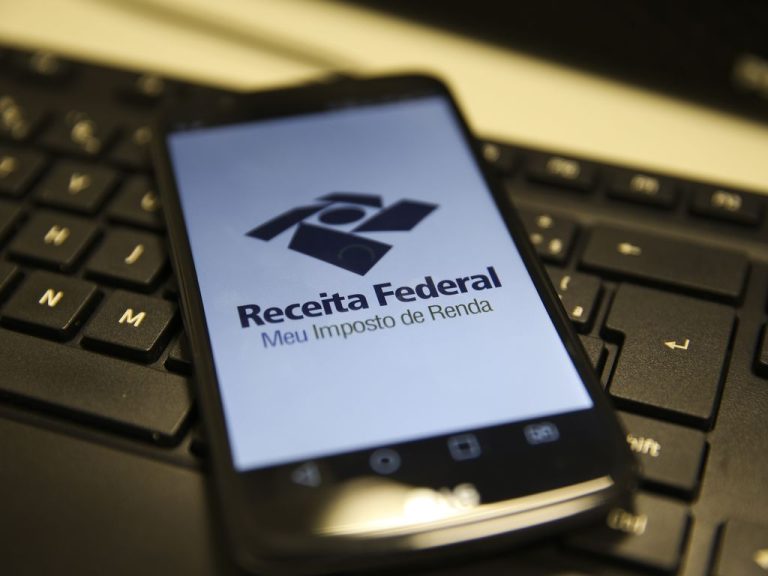 Imposto de Renda 2025: programa para declaração fica disponível para download; veja como baixar.
