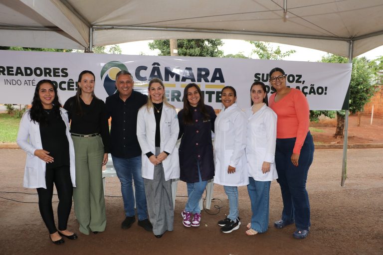 Câmara itinerante incentiva a população para a  vacinação contra Influenza