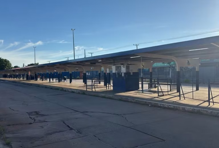 Greve dos motoristas entra no 3º dia em Campo Grande e Justiça prevê multa de R$ 200 mil por dia